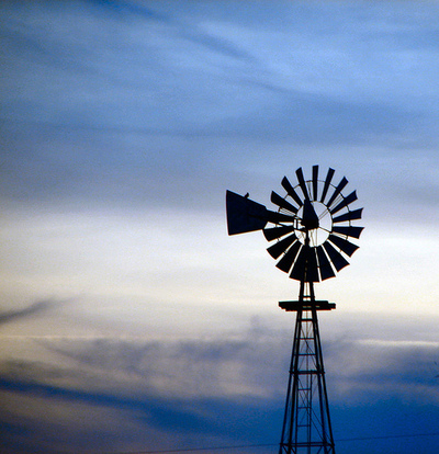 Amish_windmill_2