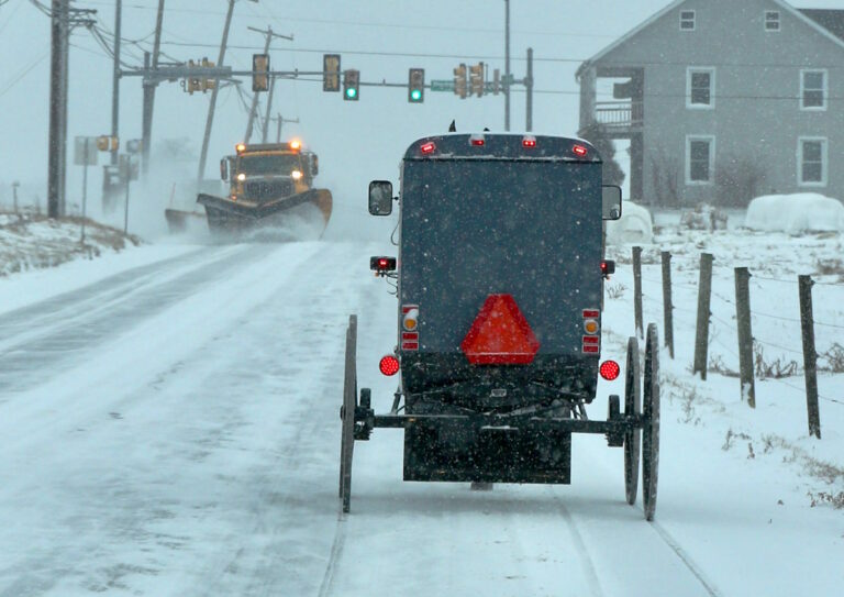 Snow Plow Spooks Amish Horse, Sends Buggy Into Ditch – Then Comes To The Rescue