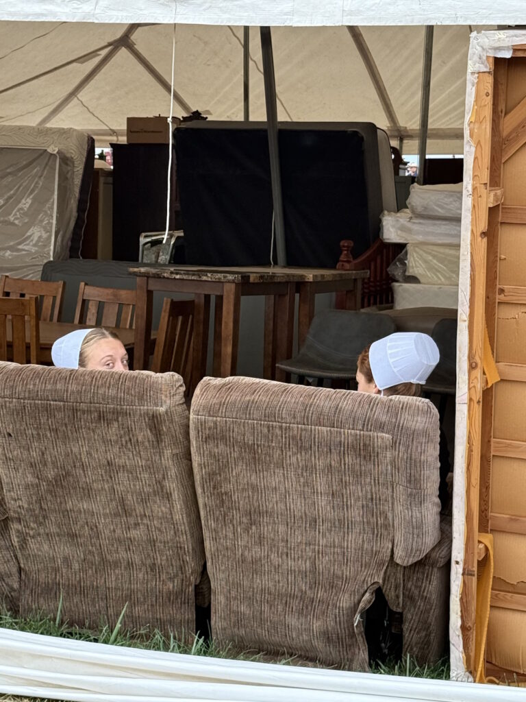 Indiana Amish Auction Scenes: Part Two (12 Photos)
