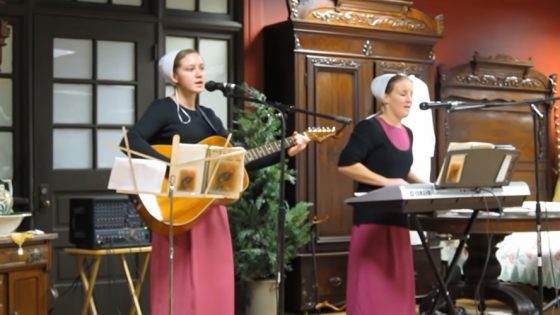 Amish Girls Sing “Joy To The World” (Video) - Amish America
