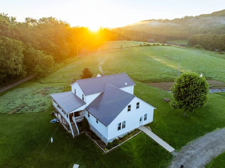 This Idyllic Ohio Amish Homestead Has 3 Barns, an Icehouse, and Its Own Creek (35 Photos)