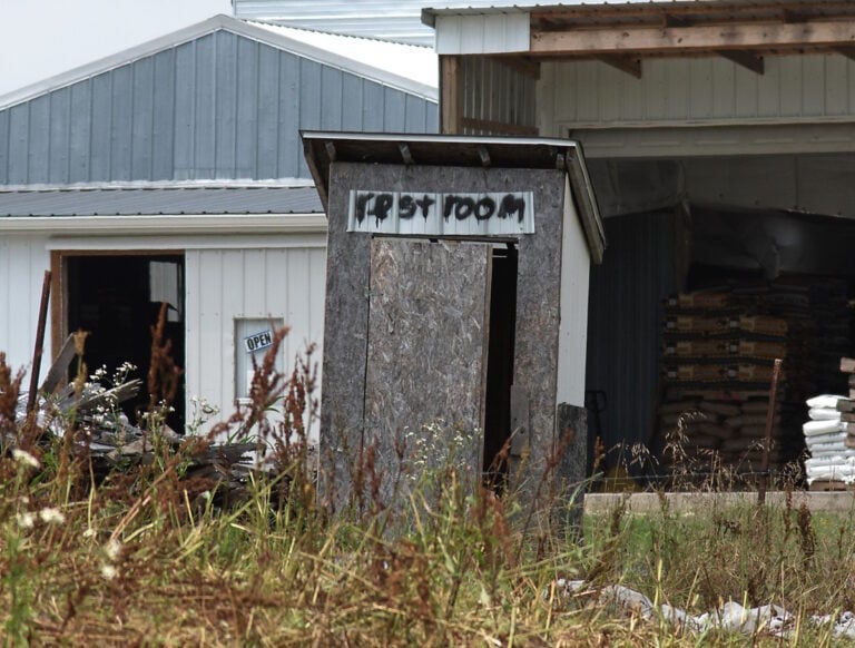$30,000 Daily Fines? Rancher Claims “Stupid” Outhouse Crackdown Is Forcing Amish Out Of Wyoming Community