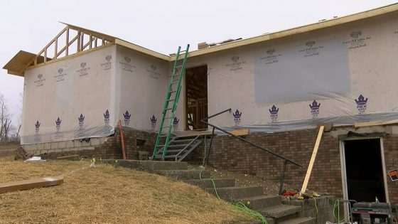 40 Amish Crews Are Helping Rebuild Kentucky Homes