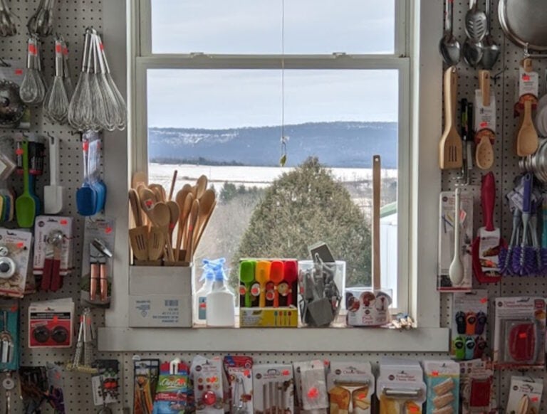 Step Inside A Hidden Amish Variety Store Full Of Things You Won’t Find At Walmart (35 Photos)