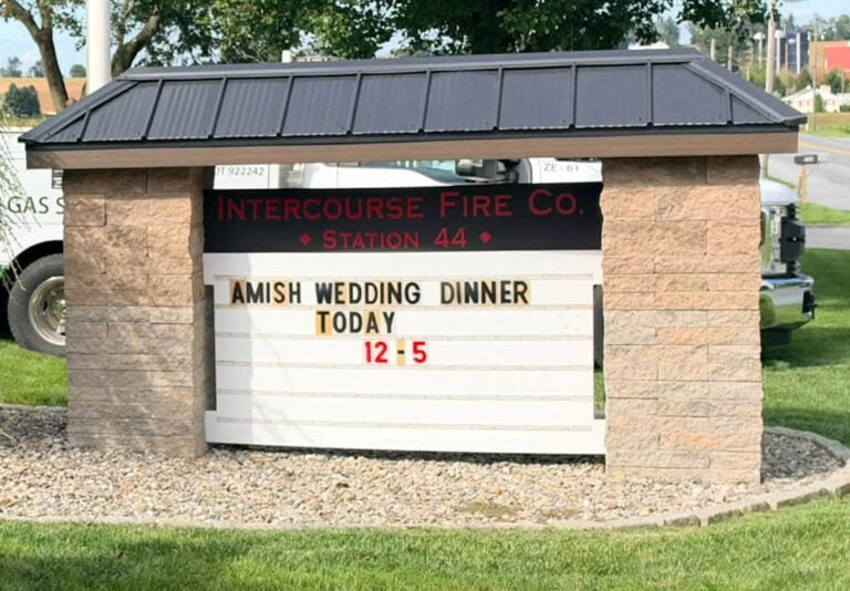 A Lancaster County Fire Hall Served Over 1,000 Amish Wedding Dinners In One Day