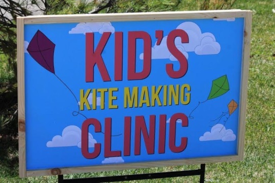 Kids Kite Making Clinic