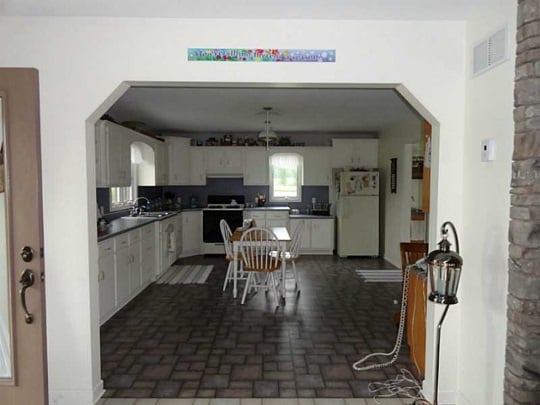 Kitchen Alternate View