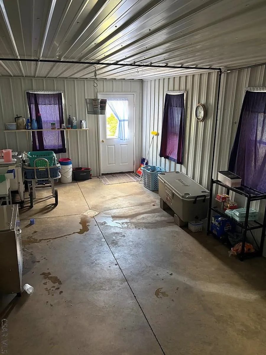 Laundry room with metal walls in a Punxsutawney, PA Amish home
