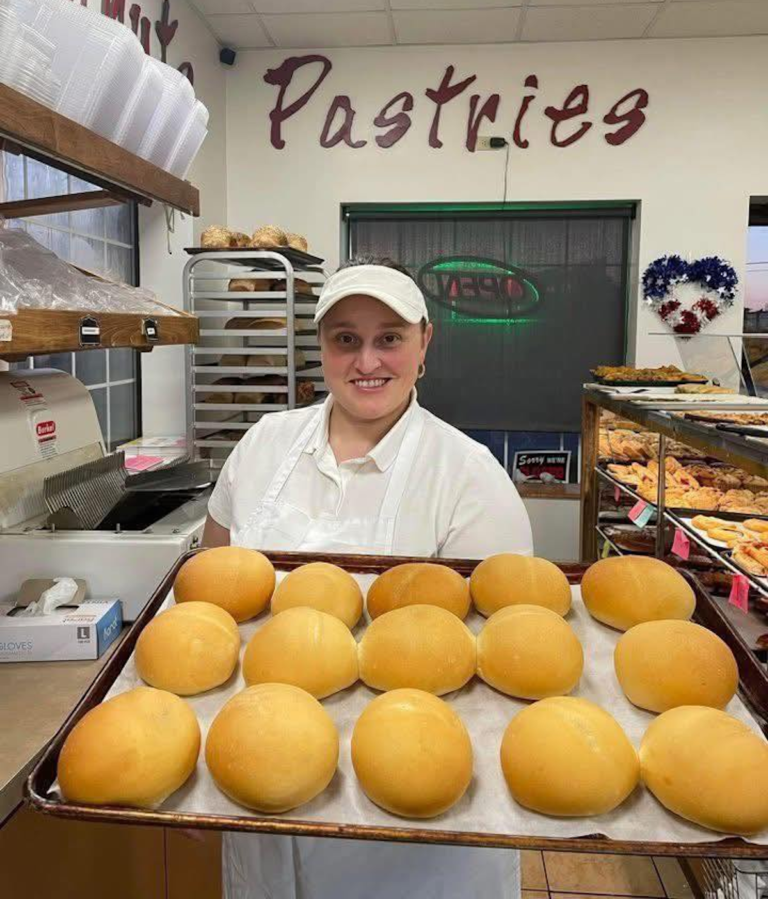 Wisconsin Woman Leaves Amish Community, Starts Successful Bakery (UPDATE: Bakery Unexpectedly Closes; Miriam “Victim Of Domestic Violence”)